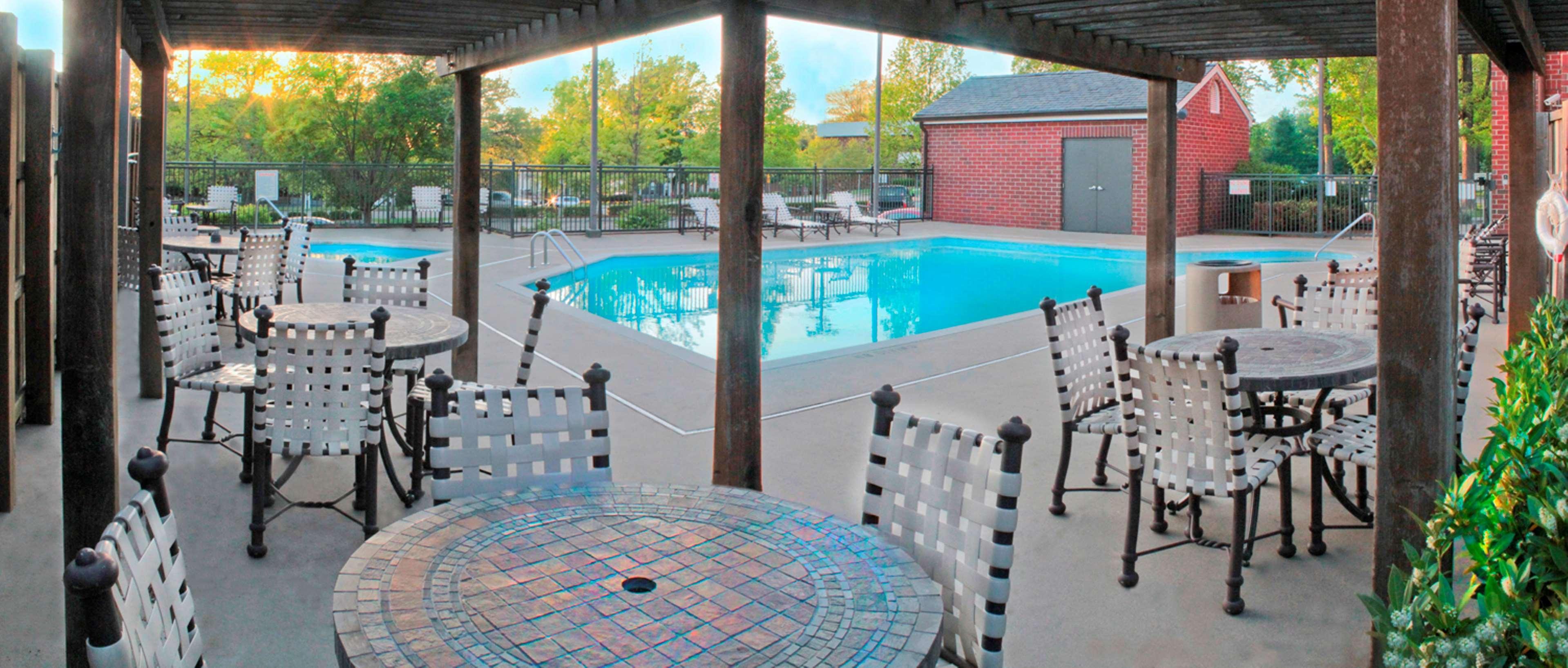 Hampton Inn & Suites Nashville-Green Hills Exterior foto