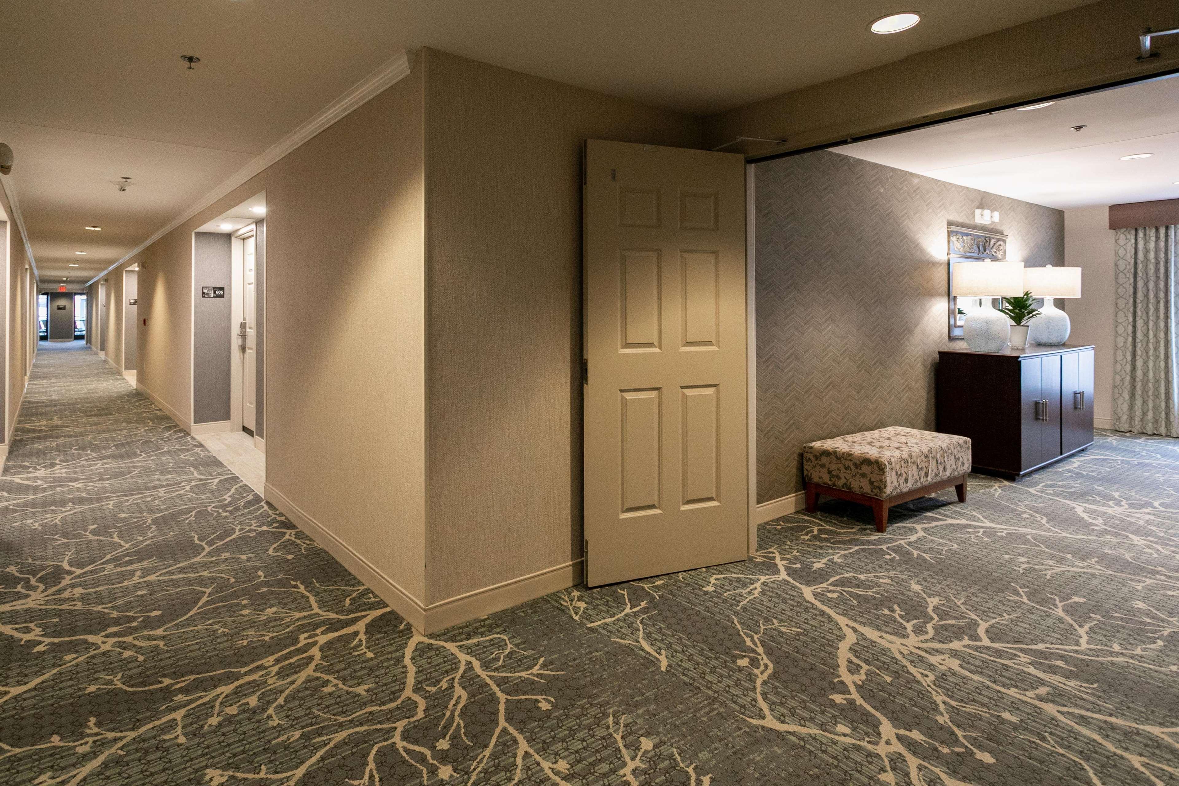 Hampton Inn & Suites Nashville-Green Hills Exterior foto
