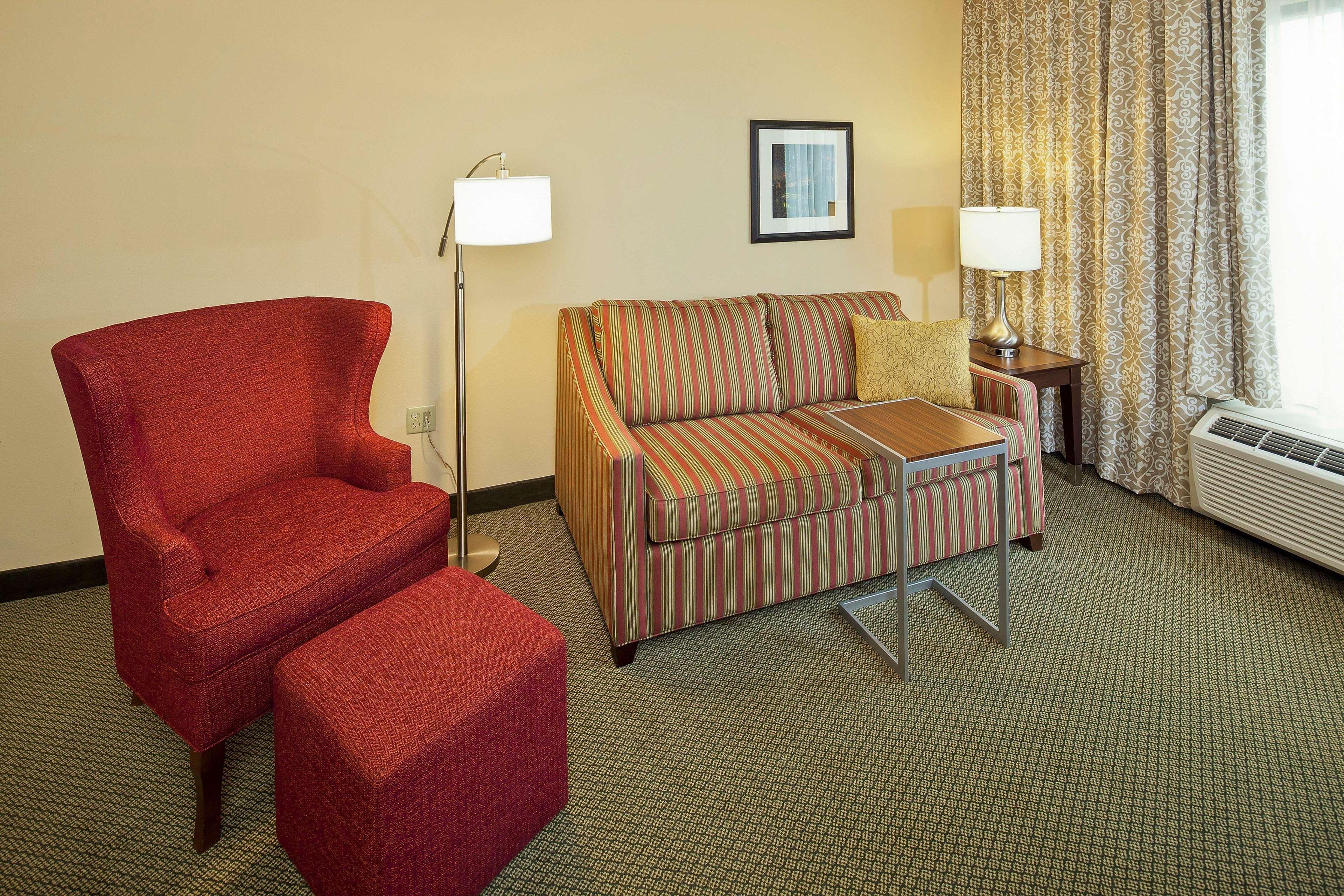 Hampton Inn & Suites Nashville-Green Hills Exterior foto