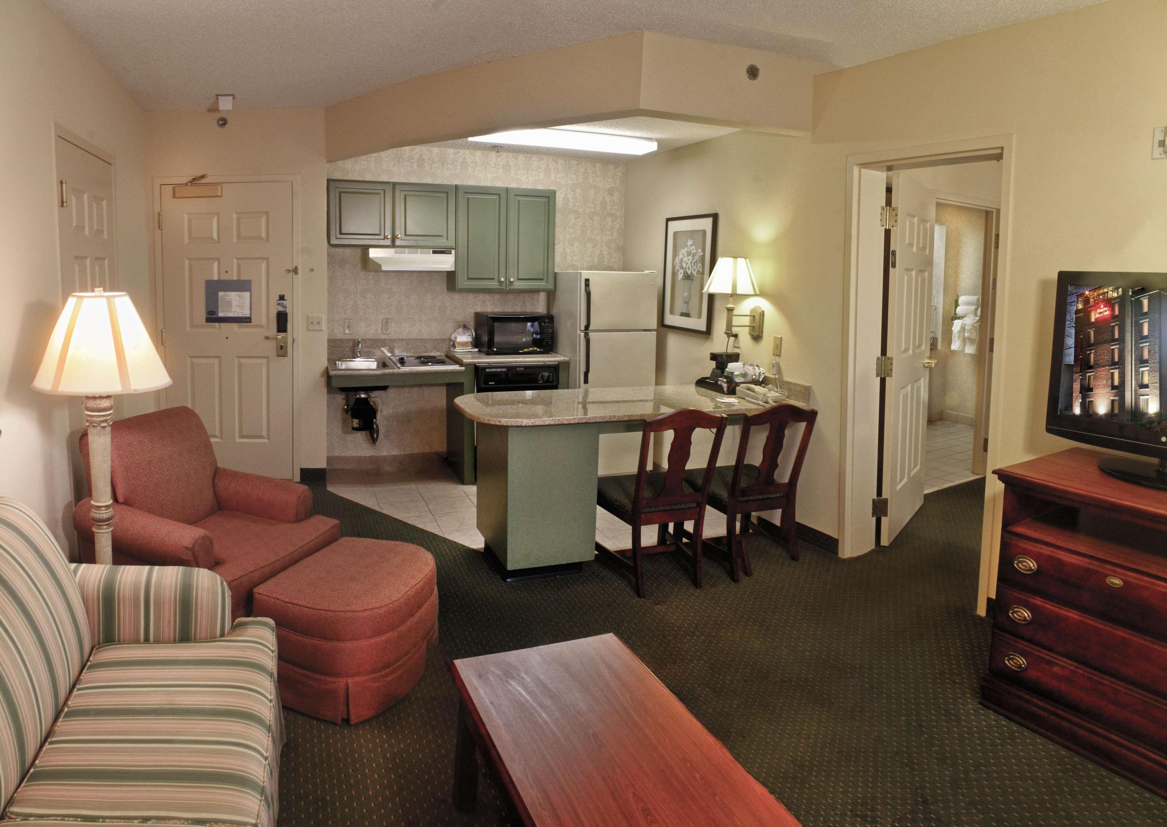 Hampton Inn & Suites Nashville-Green Hills Exterior foto